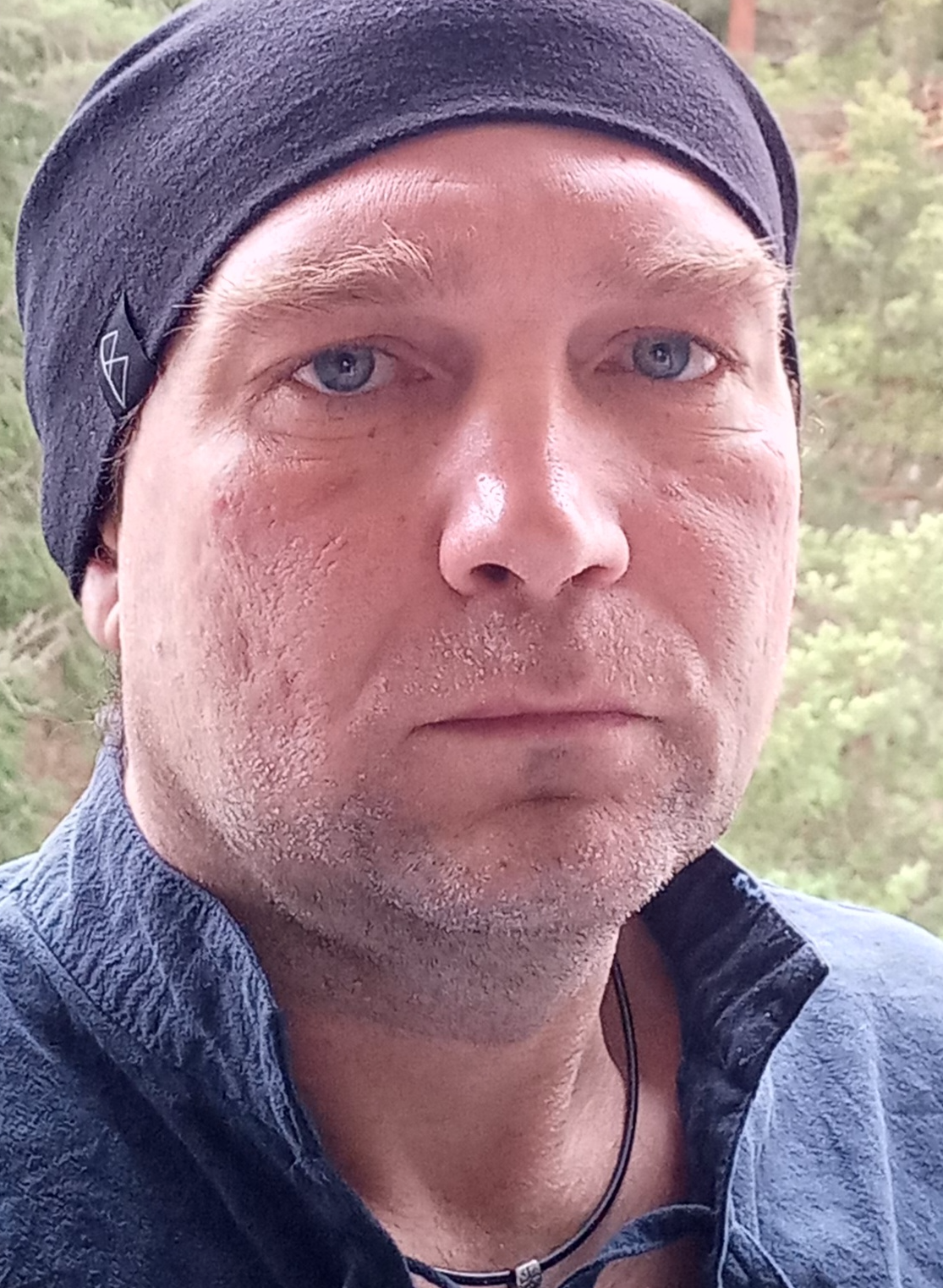 Дэн Лазарев